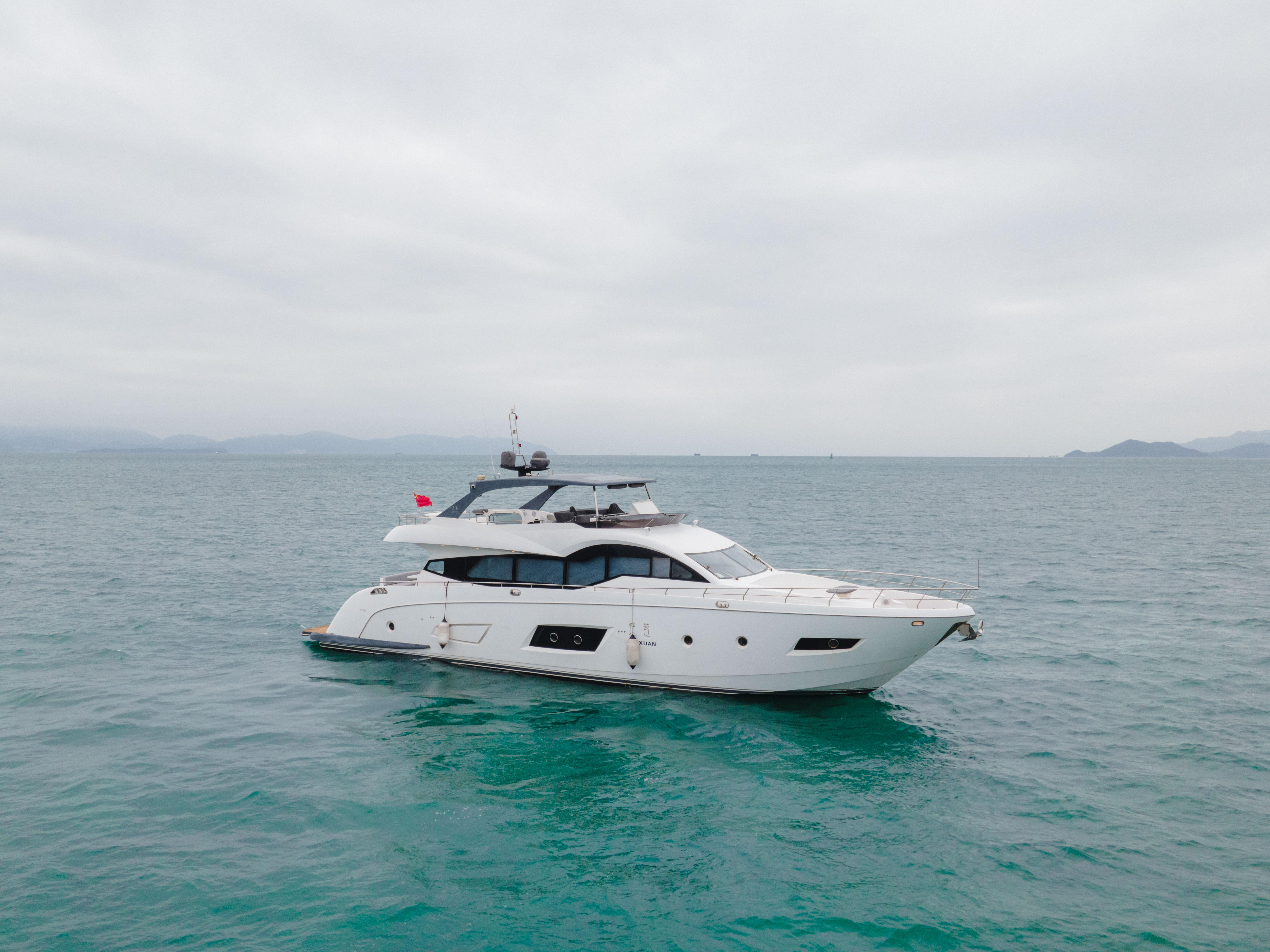 2016 Allegro Yacht 75 Flybridge
